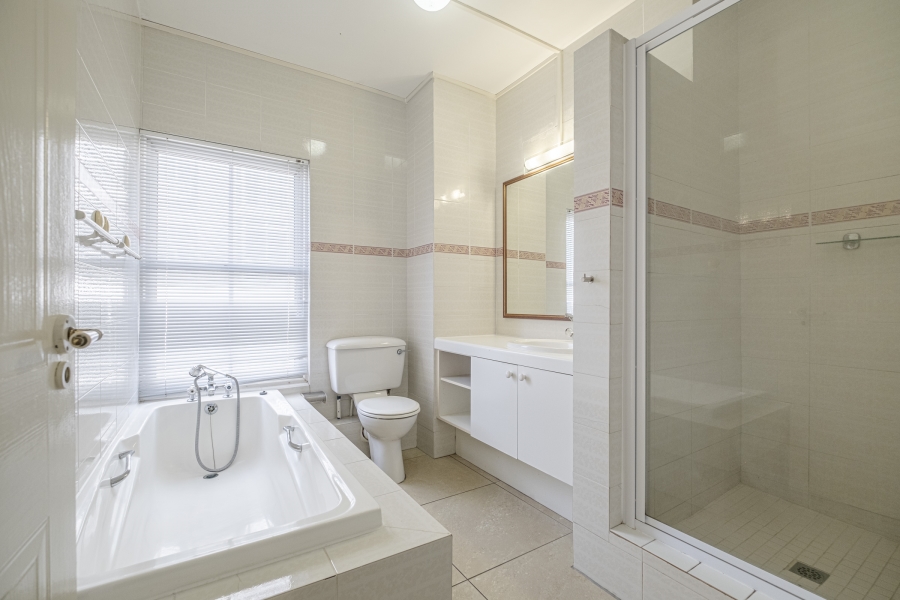 3 Bedroom Property for Sale in Summerstrand Eastern Cape